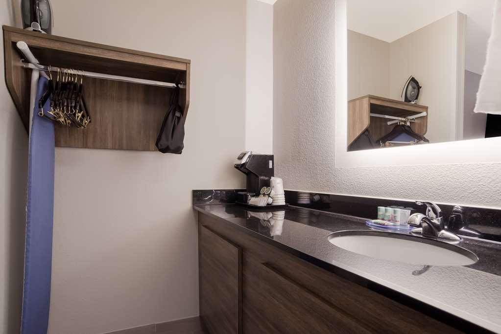 Best Western Flagship Inn Мосс-Пойнт Номер фото